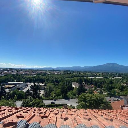 Apartament Deliziosa Mansarda Con Vista Panoramica Cuneo Zewnętrze zdjęcie